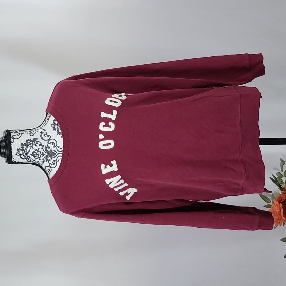 GreenTea "Wine O'Clock" High-Low Sweatshirt - Picture 3 of 9